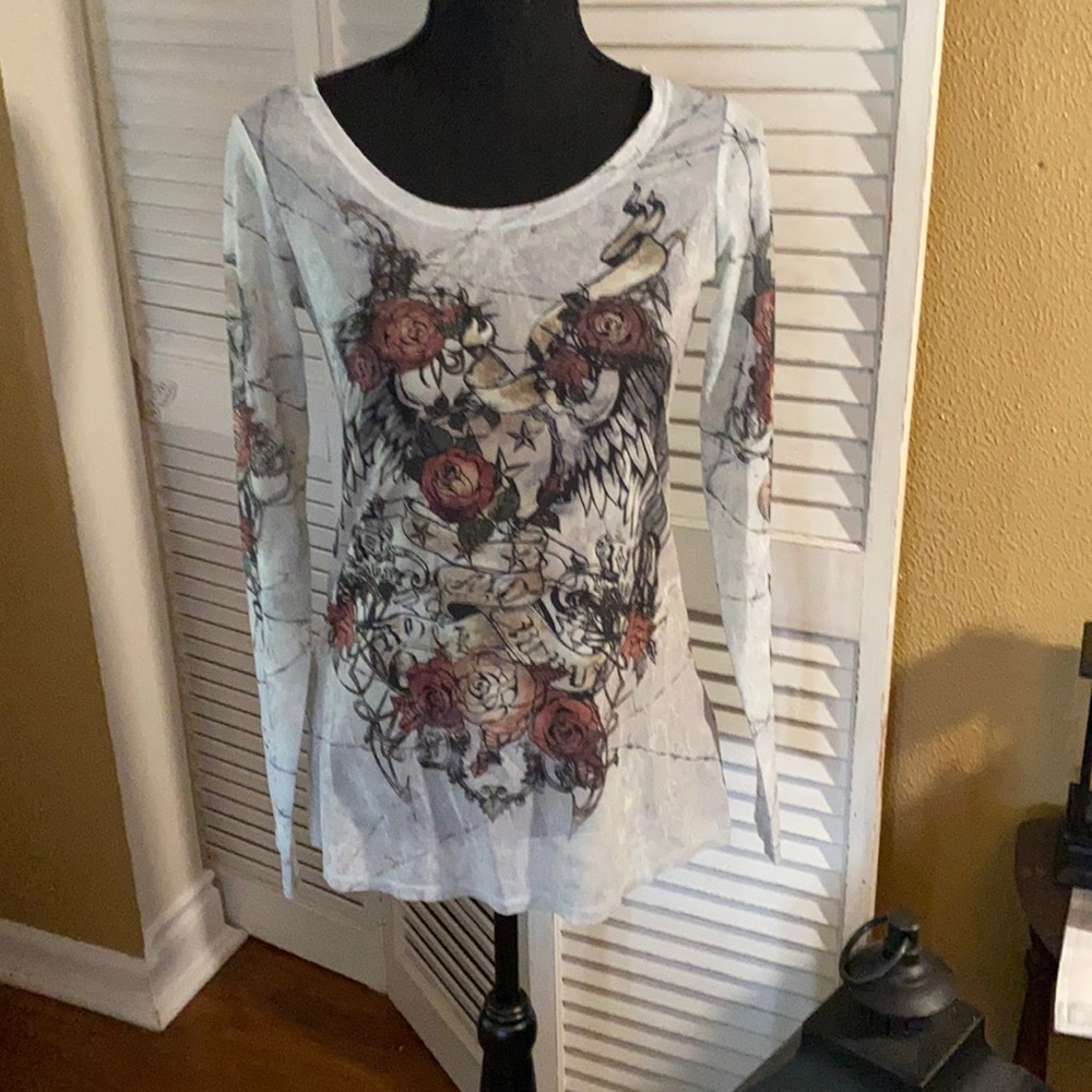 —SOLD~~~ Like new sheer fun shirt.